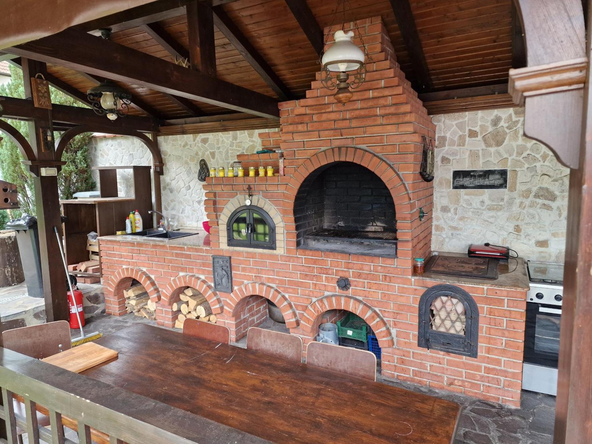 فندق Casa Andrei Orşova المظهر الخارجي الصورة