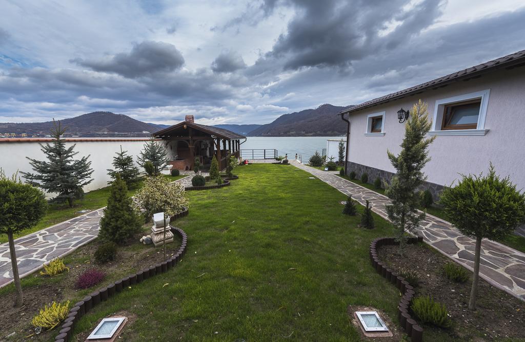 فندق Casa Andrei Orşova المظهر الخارجي الصورة