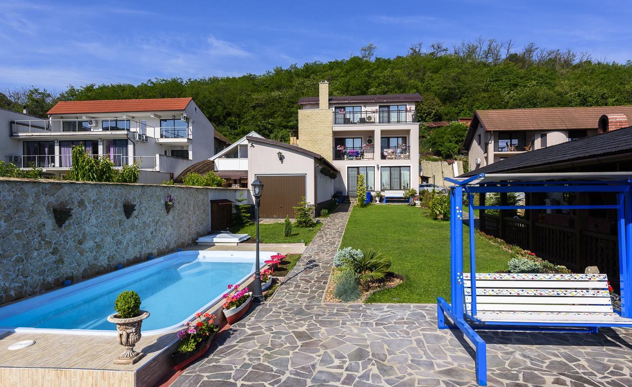 فندق Casa Andrei Orşova المظهر الخارجي الصورة