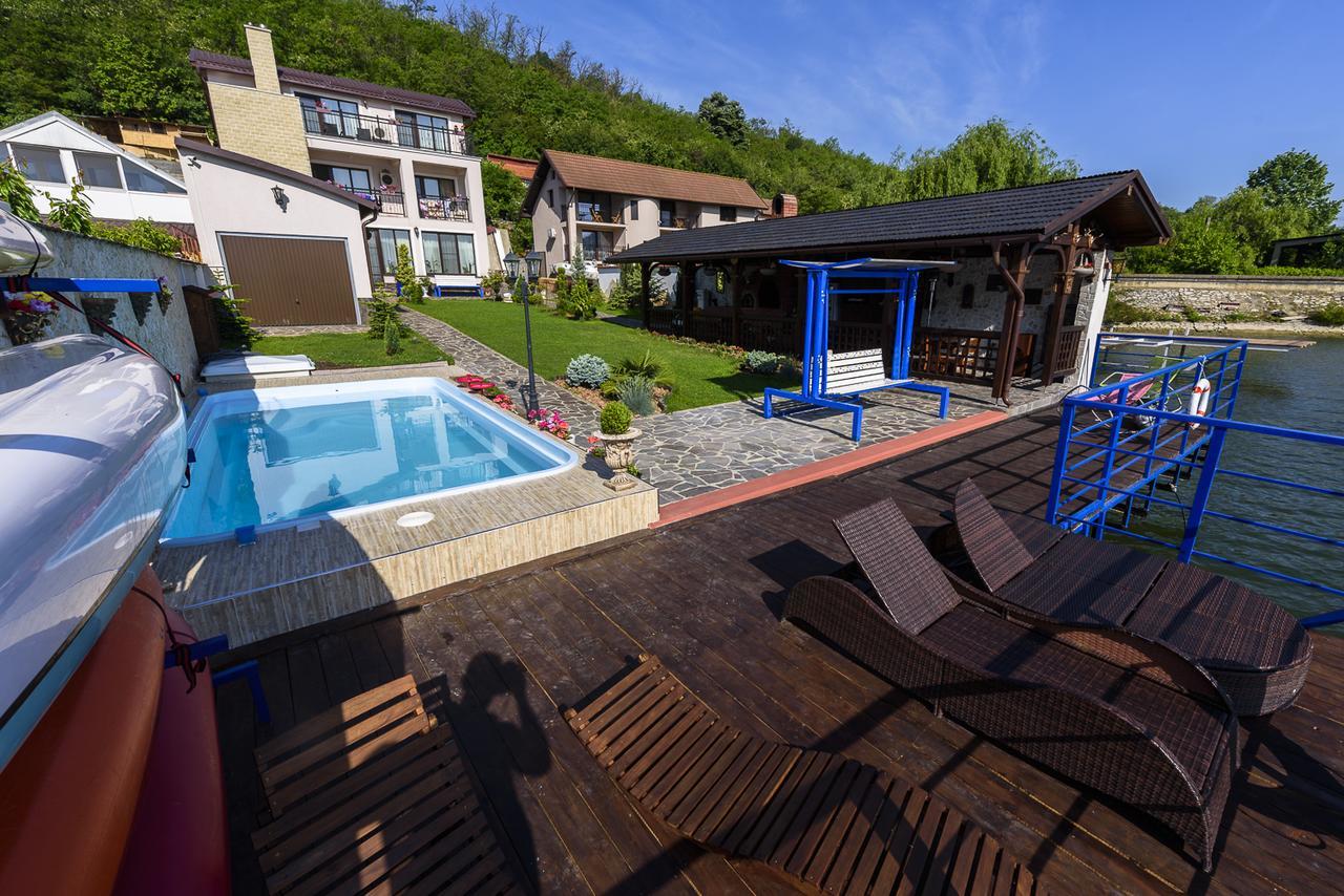 فندق Casa Andrei Orşova المظهر الخارجي الصورة