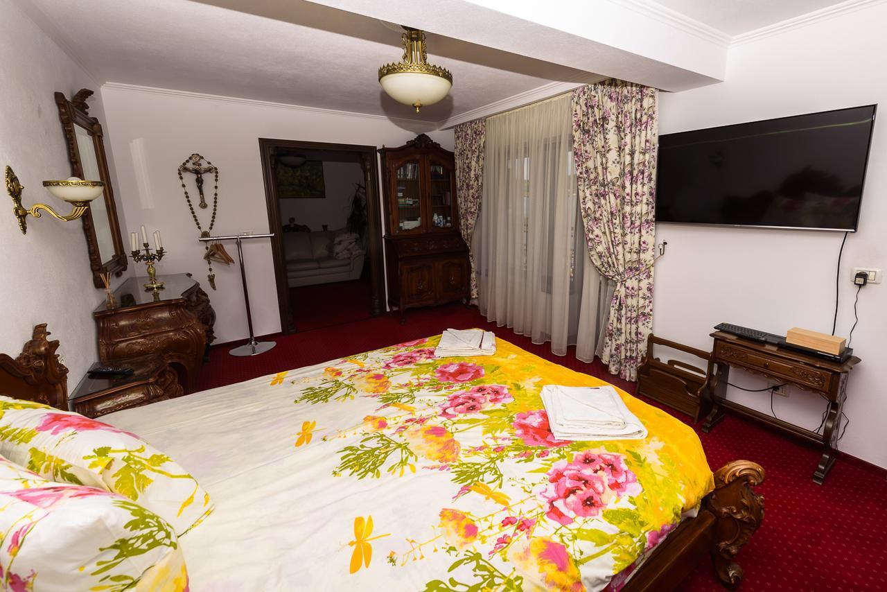 فندق Casa Andrei Orşova المظهر الخارجي الصورة