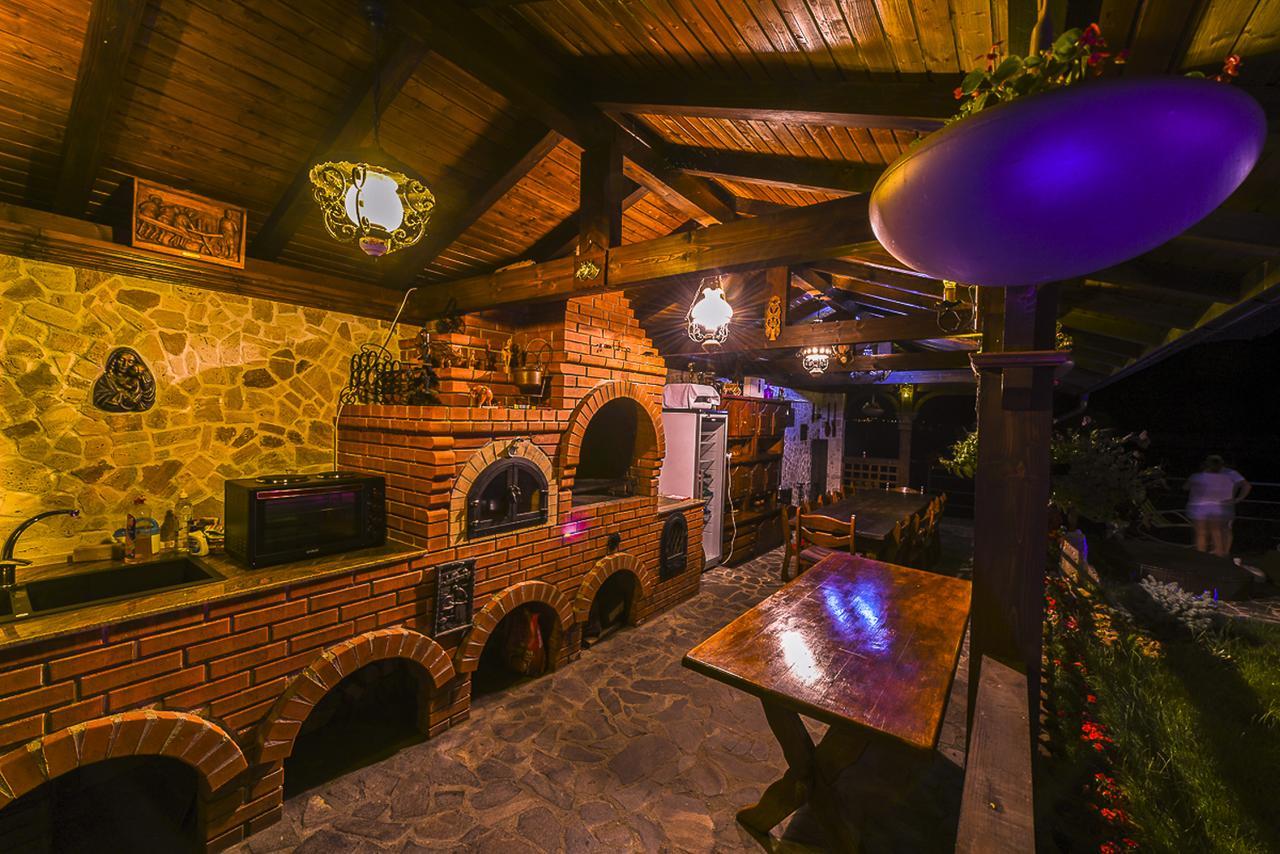 فندق Casa Andrei Orşova المظهر الخارجي الصورة