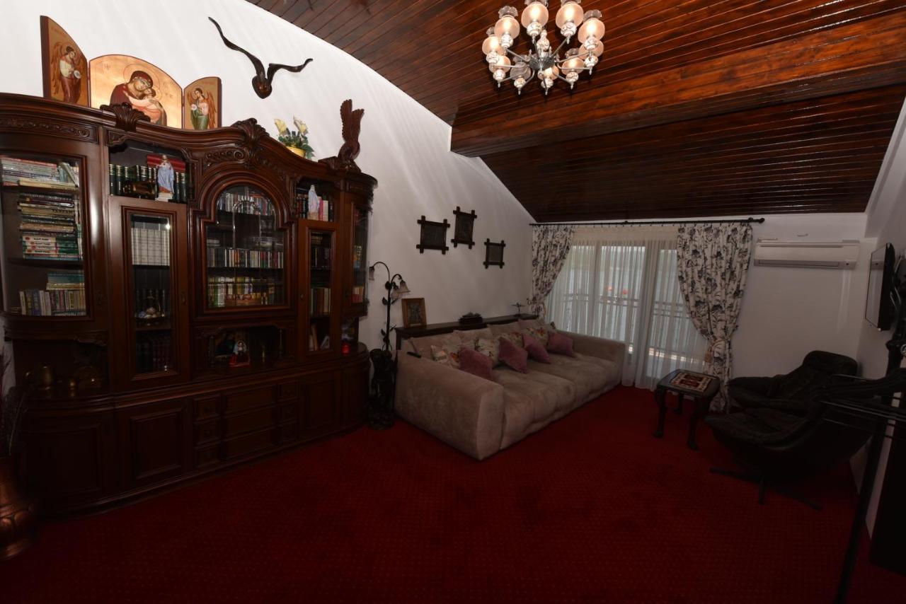 فندق Casa Andrei Orşova المظهر الخارجي الصورة