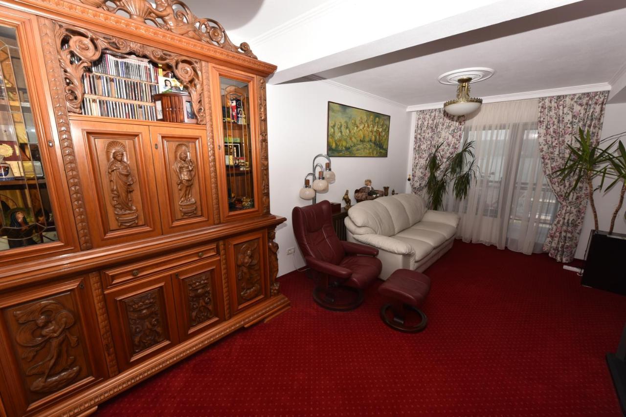 فندق Casa Andrei Orşova المظهر الخارجي الصورة
