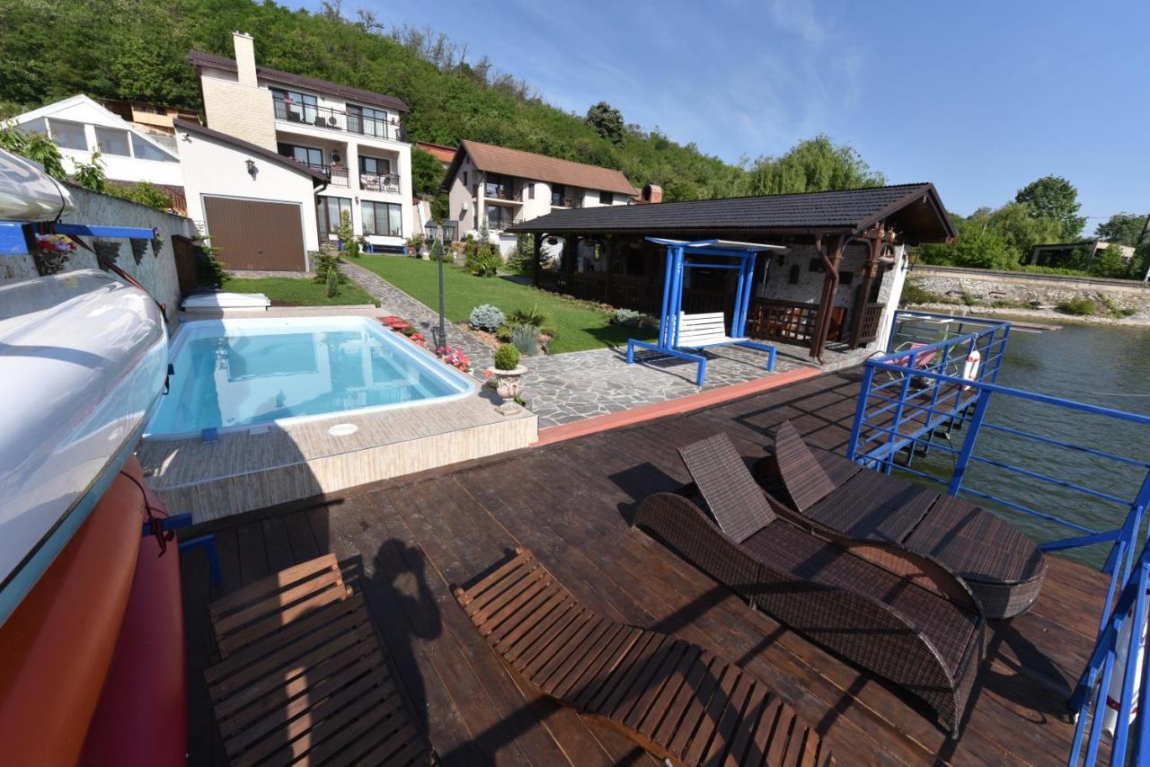 فندق Casa Andrei Orşova المظهر الخارجي الصورة
